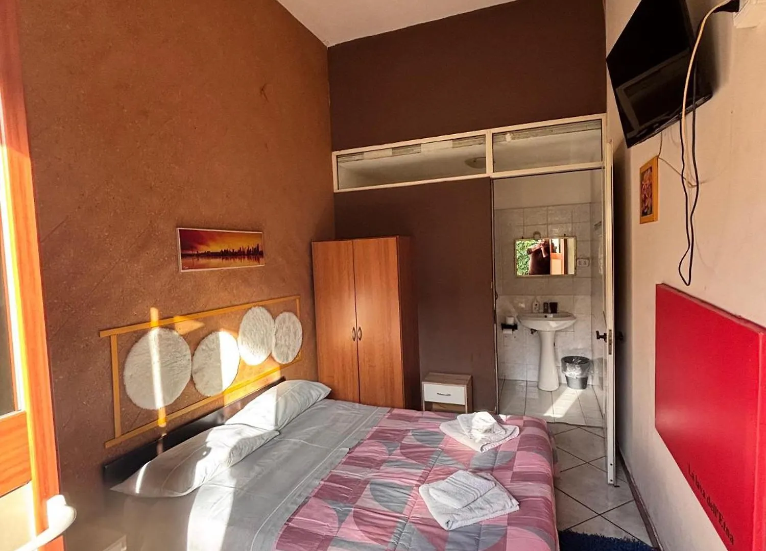 Rifugio Di Stazzo Casa Vacanze Per Gruppi Di 20 Persone 圣特克拉 0*,  意大利