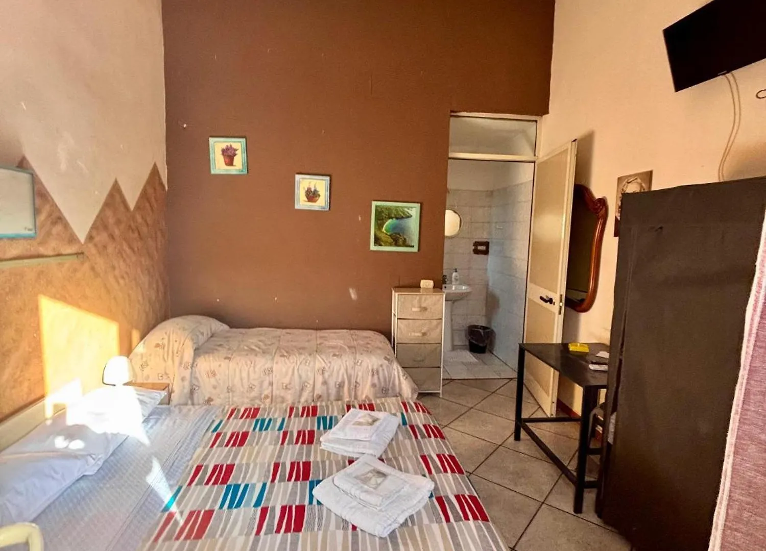 Дом отдыха Rifugio Di Stazzo Casa Vacanze Per Gruppi Di 20 Persone Санта-Текла
